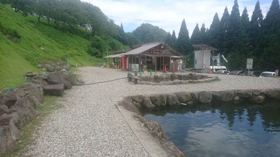 ブレーメンの流しそうめんと釣り堀