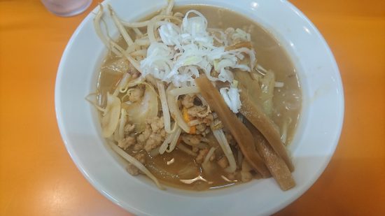 太陽食堂の味噌ラーメン