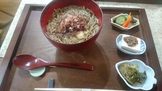 soba cafe 日本の暮らし　おろし蕎麦（温）